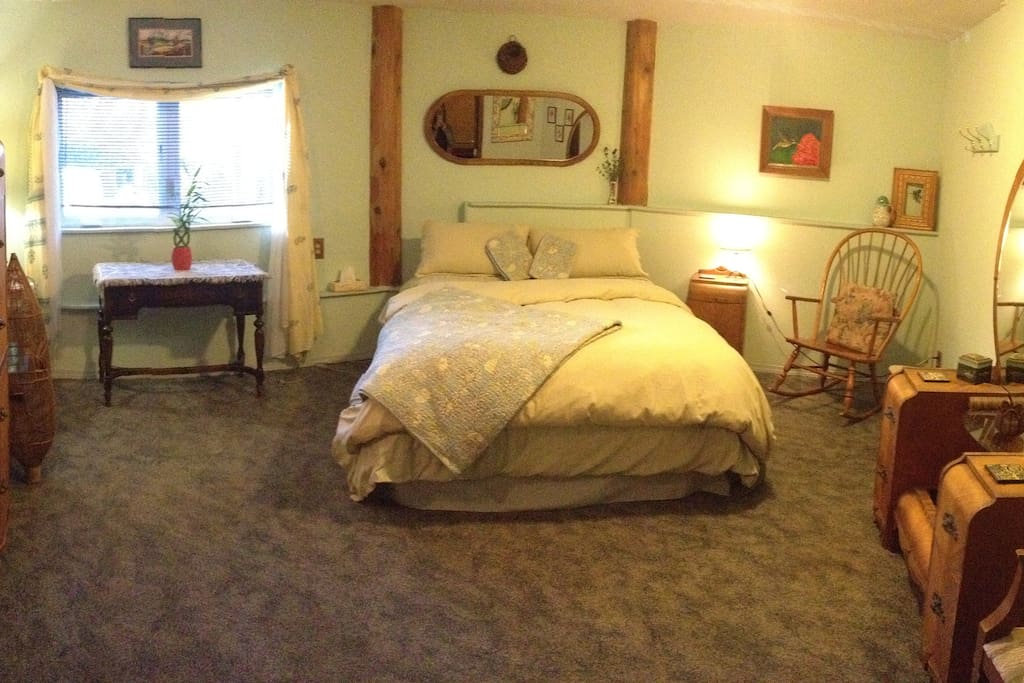 Large room with queen bed
