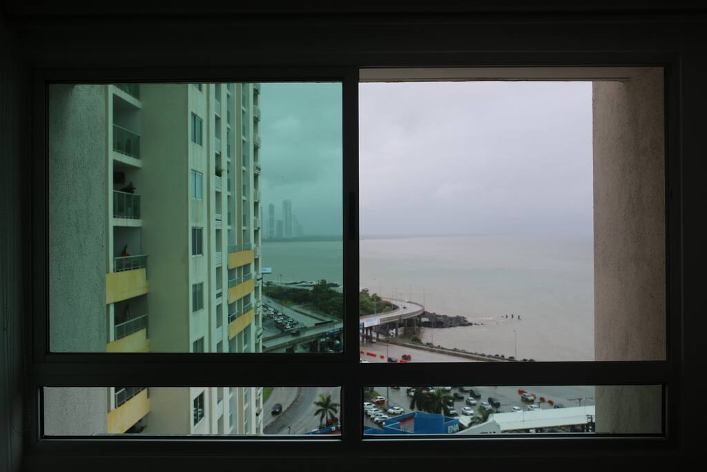 Vista al mar pacifico desde la habitación.