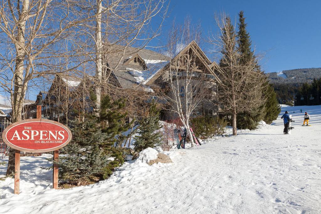 Ski to gondola right outside complex. 10 seconds flat!