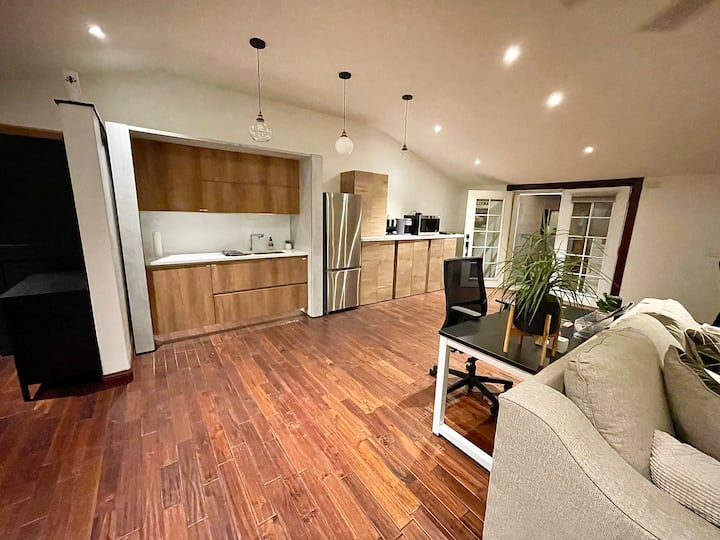 Modern Cottage Getaway! - Lakeside, CA