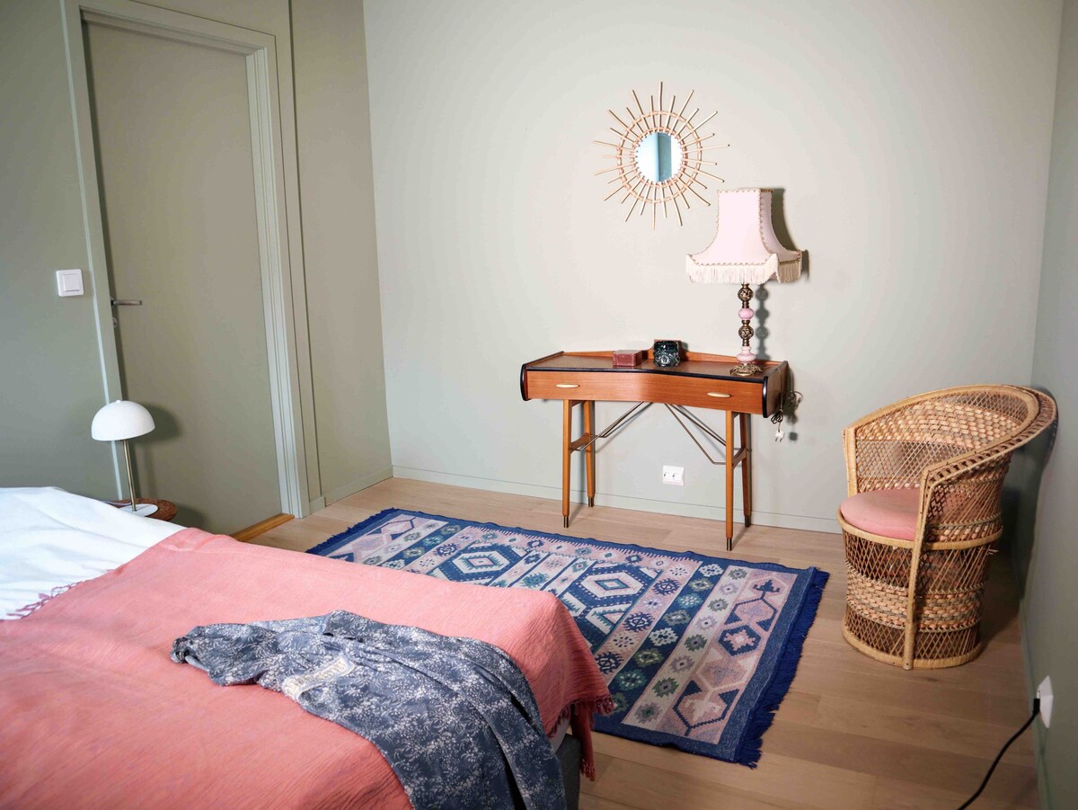 ห้องนอนใหญ่ 