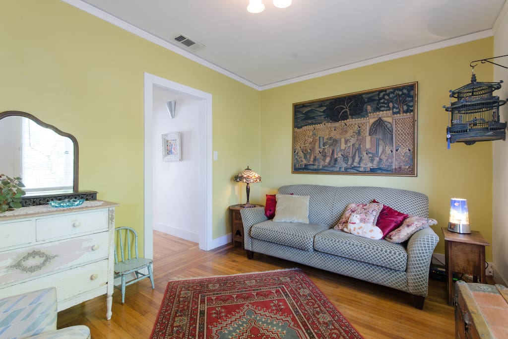 Image showcasing Ruby's beautiful, private art studio, garden apt. - Apartments for Rent ...