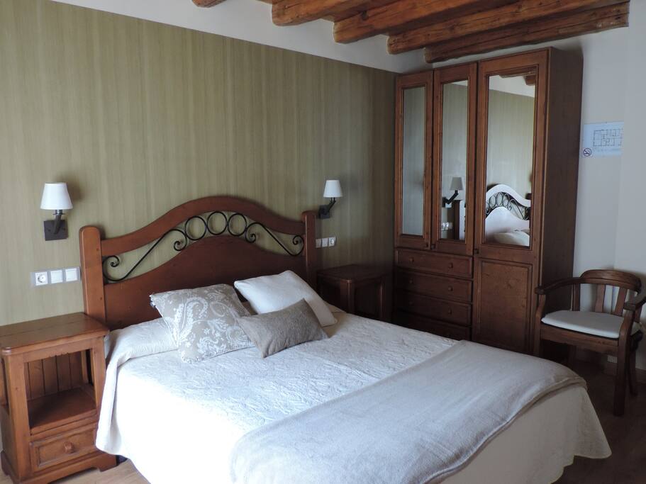 Habitación Burgasé