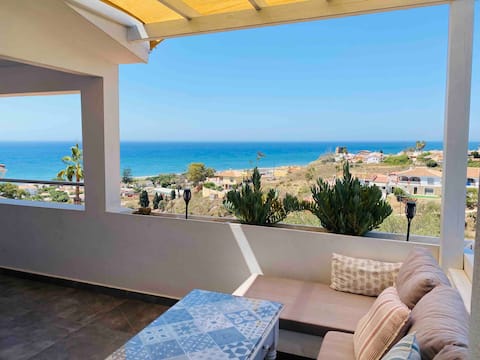 Top Airbnb: La Casita in Benajarafe. Parking, Views, WiFi. in Vélez Málaga