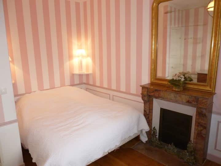 Chumba cha kulala mara mbili kwenye ghorofa ya 1, upande wa bahari na bustani