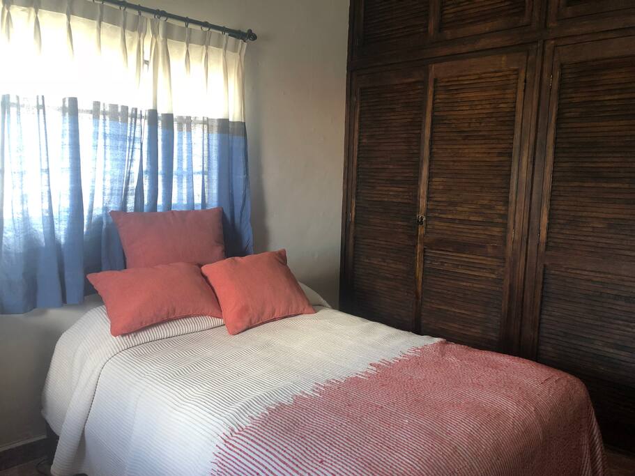 recamara 2 con cama matrimonial
