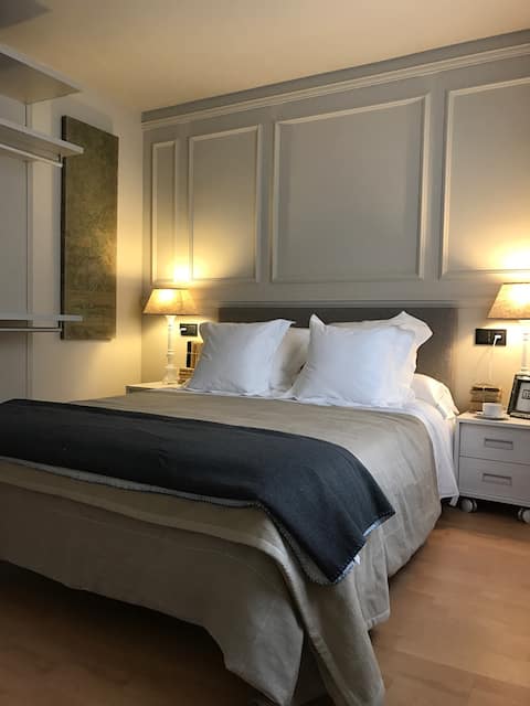 Successful Airbnb property: DH3C Exclusive apartment next to Plaza Mayor 🚭 in Salamanca