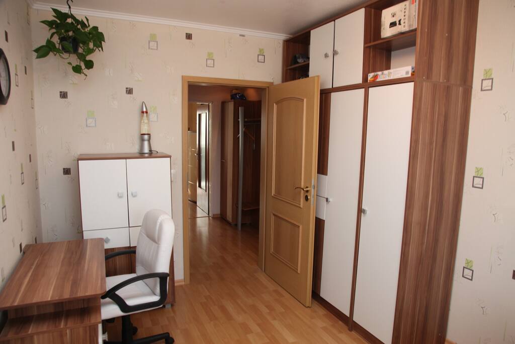 Schlafzimmer 1.