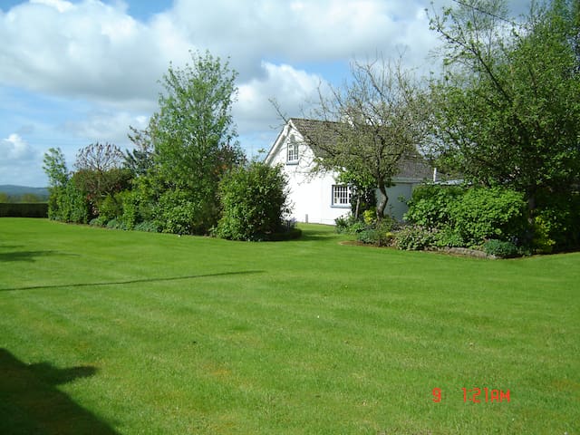 Airbnb Doon Vacation Rentals Places To Stay County