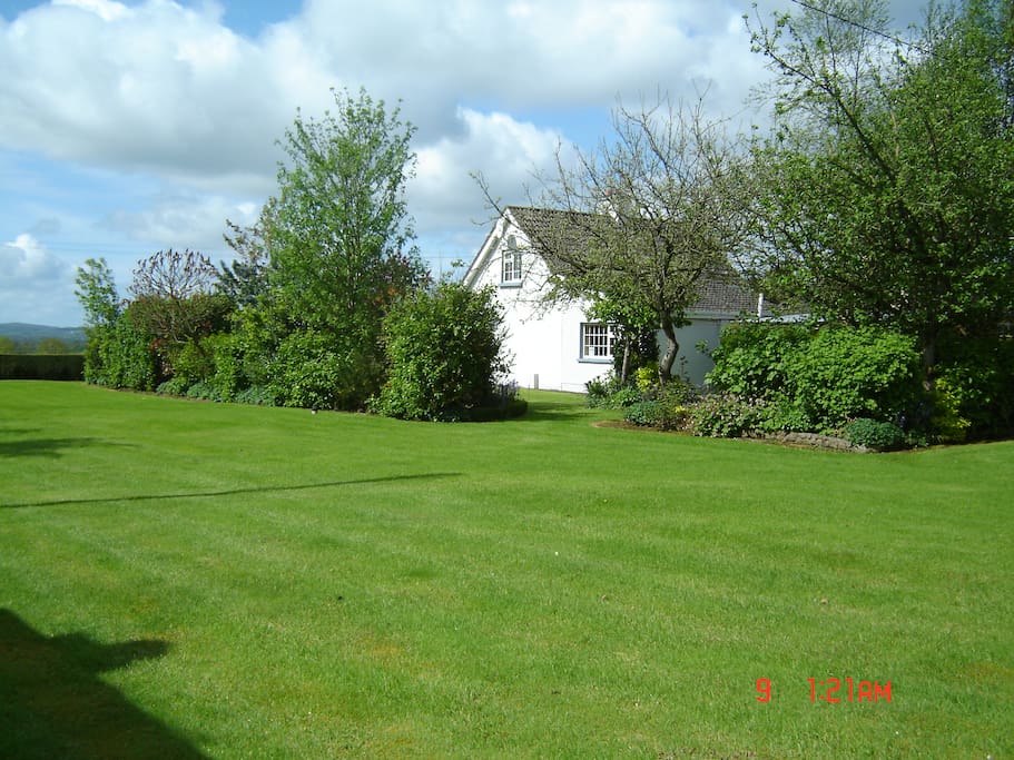 Cooga Cottage, Doon, Co. Limerick Free WiFi Cottages for Rent in