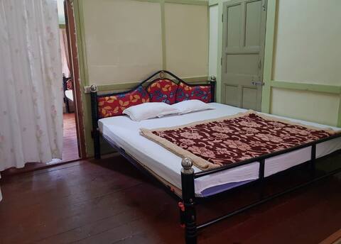 Hilly View Homestay, 2bhk