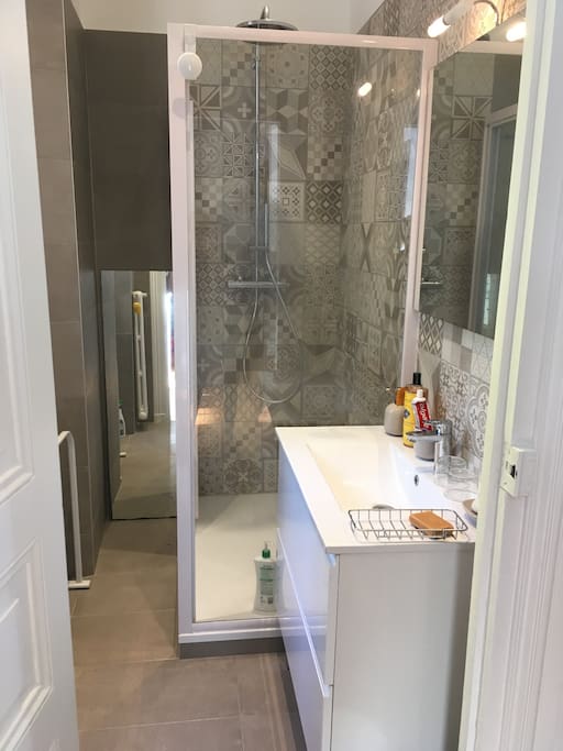 Salle de bain.
Rénovation 2016.