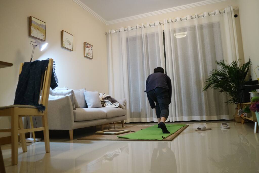 忽略这个假装在运动的人