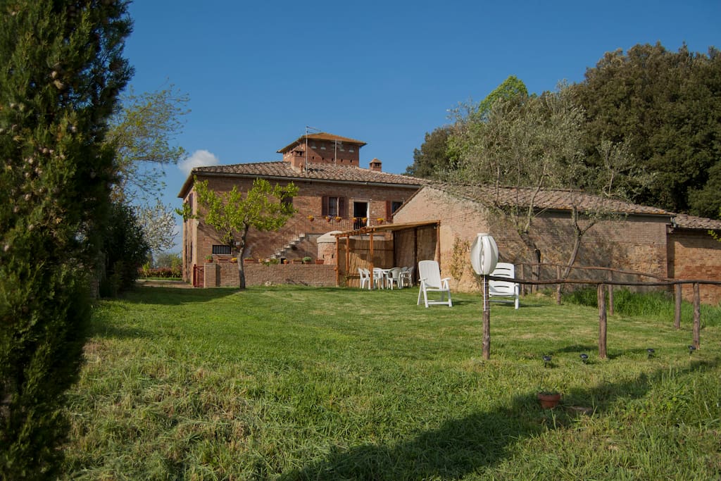 Spacious home in Tuscan countryside Houses for Rent in Sovicille