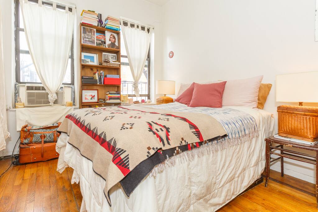 Convenient East Village Studio, Apartments for Rent in New York, New