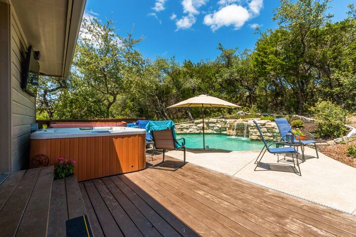 Lake Travis Acreage with Hilltop Views gallery image 3