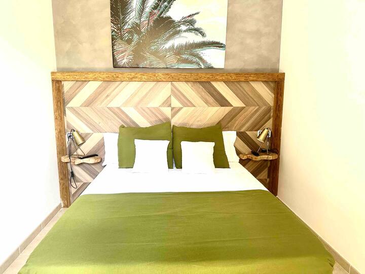 საძინებელი 1