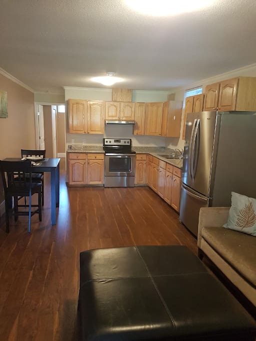 Full kitchen