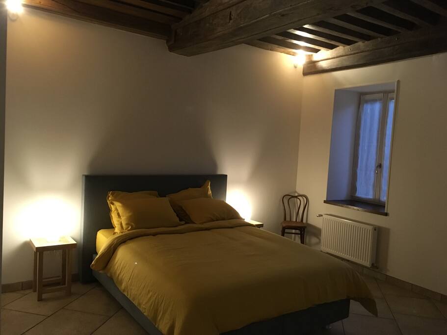 Chambre côté cour