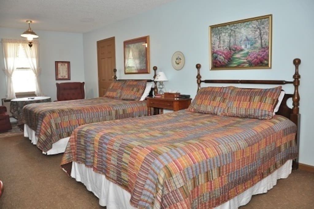 Room 17 with 2 queen beds and private bath