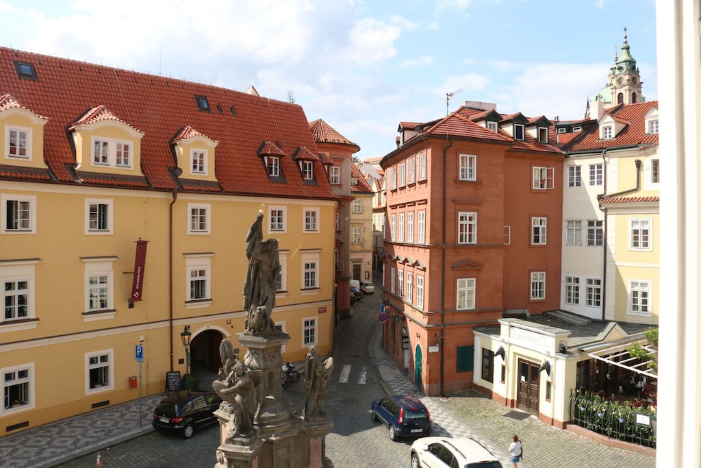 Maltese Apartments with views of historic center near Charles Bridge