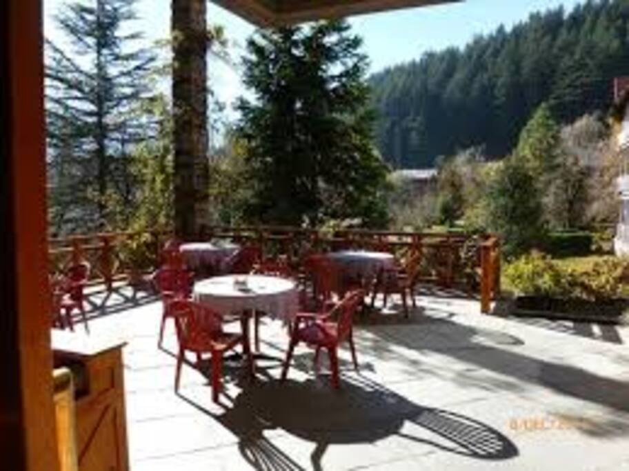 Outdoor Cafe