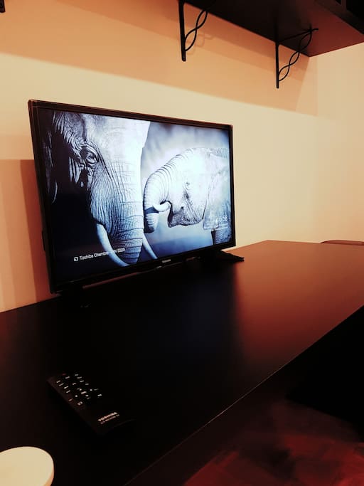 TV 32'' HD avec ChromeCast