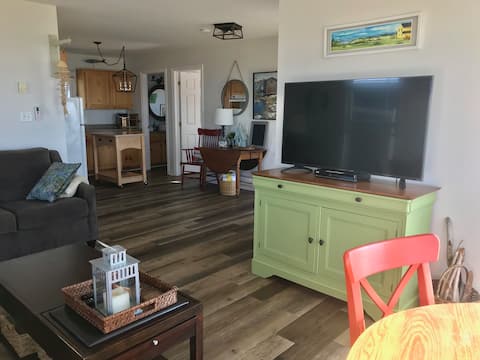 Popular Airbnb listing: Rustico Bay Beach House in New Glasgow