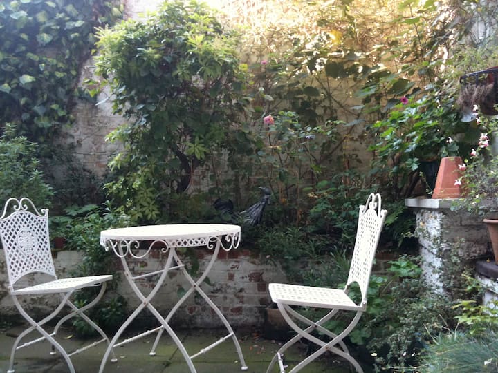 1 Bedroom Garden Flat, Barnsbury - Bloomsbury