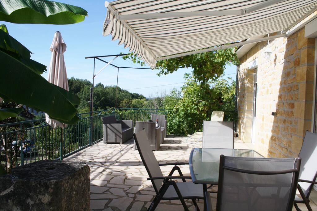avec sa terrasse