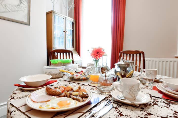 The Warmest Of Welcomes For Your Stay In Our Home - Birchington-on-Sea