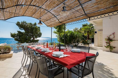 Luxury Seafront Villa Miriam