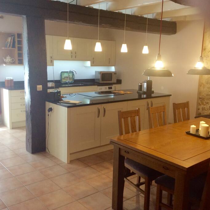 New kitchen for 2017, all new appliances, island, granite worktops.