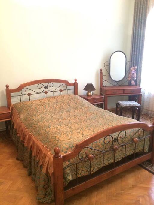 BEDROOM N1