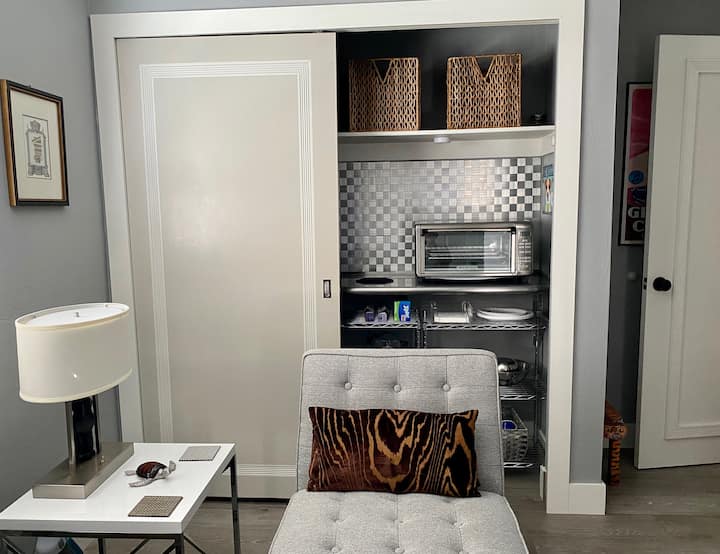 Serene Efficiency Apt Suite 1bd/1 Bth Beach 1.5 Mi - Naples, FL