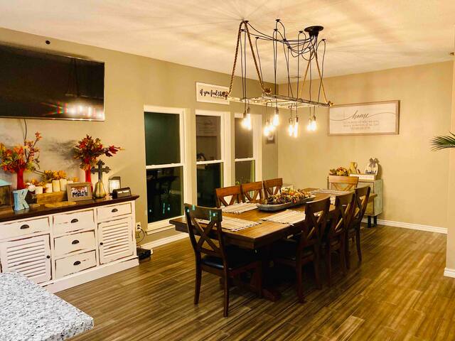 Airport crash pad room 2