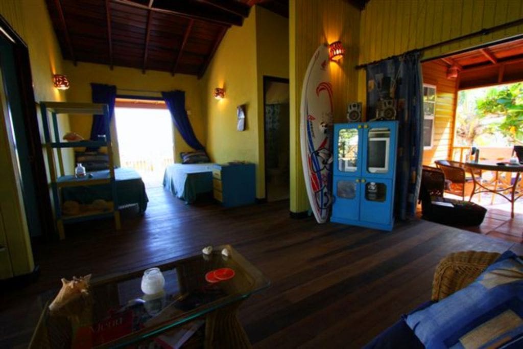 Seascape Beach House livingroom with patios