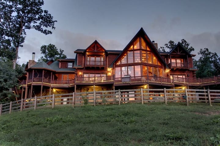 Morning Breeze Cabin Rentals managed Airbnb listing 1