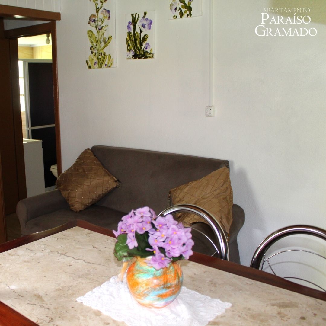 Გასაშლელი დივანი