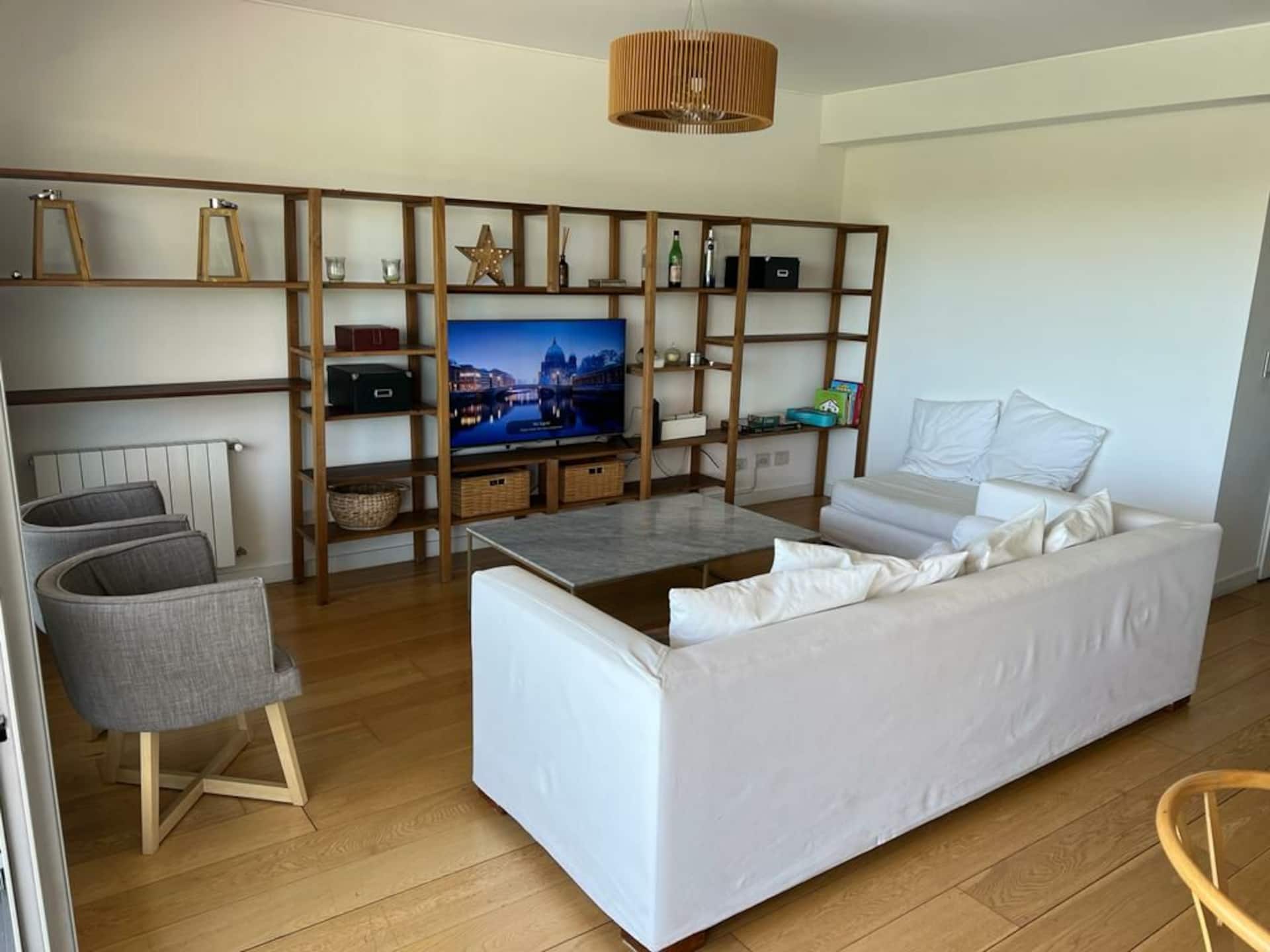 Apartamento de 3 ambientes com varanda em Olivos