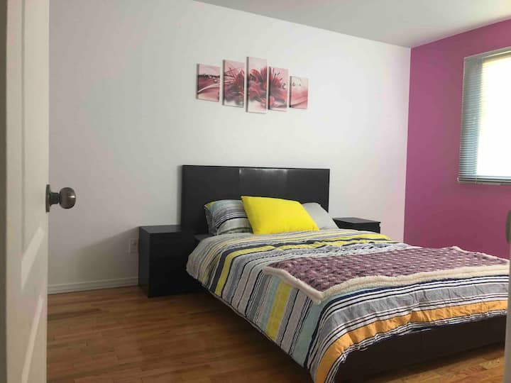 Bedroom #2 with queen bed 