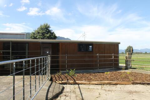 Udder House - Under The Majestic Mount Te Aroha