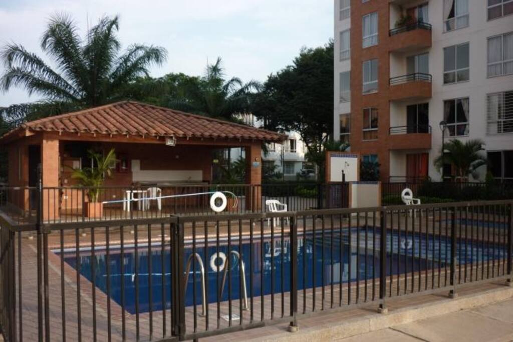 Piscina -
pool