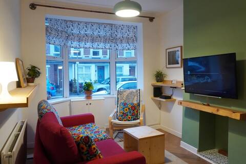 Top Airbnb: Portallo peace: a sanctuary in the city. in Beersbridge