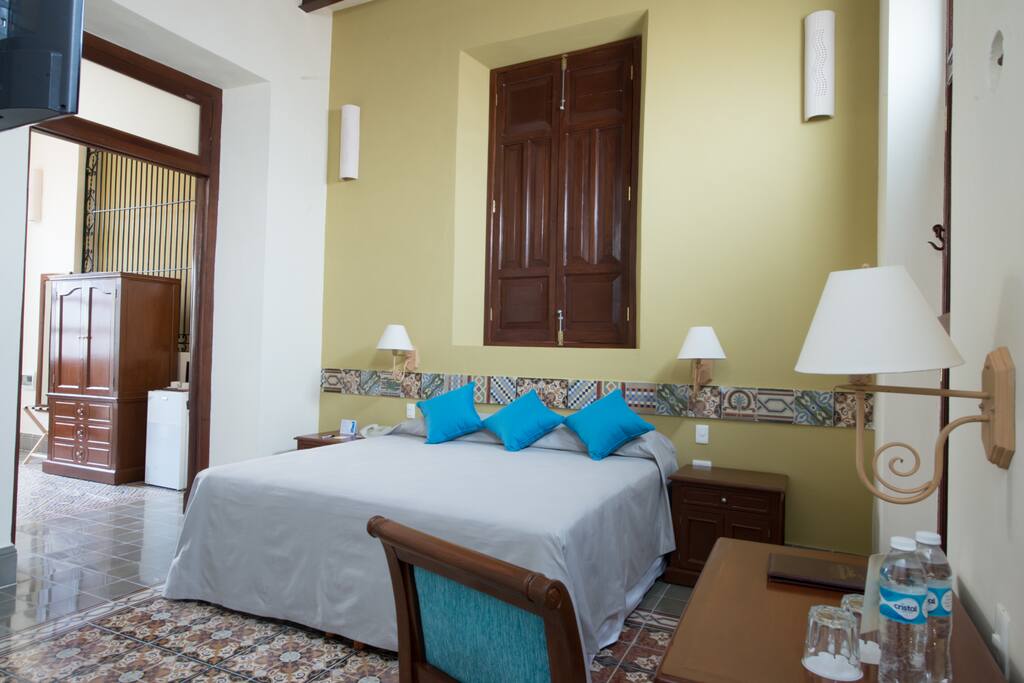 HABITACIÓN DELUXE