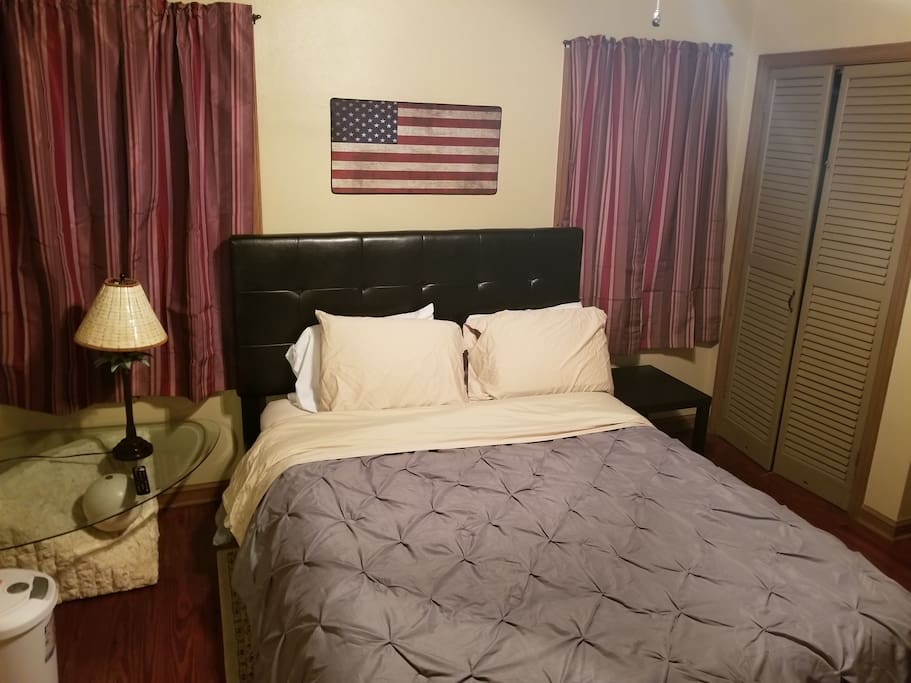 Bed room