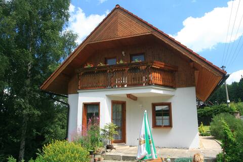 Luxury modern cottage near to Rocks