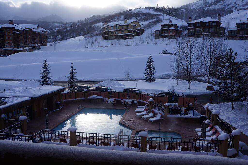 Poolside / Slopeside - View