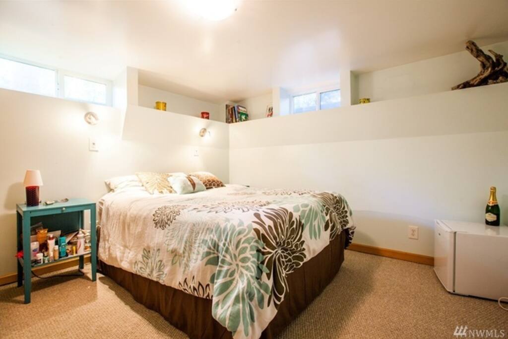 Private bedroom