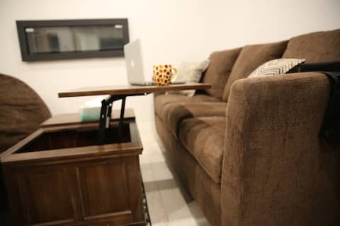 Successful Airbnb property: Charming surprise hidden in the heart of Cheyenne. in Cheyenne